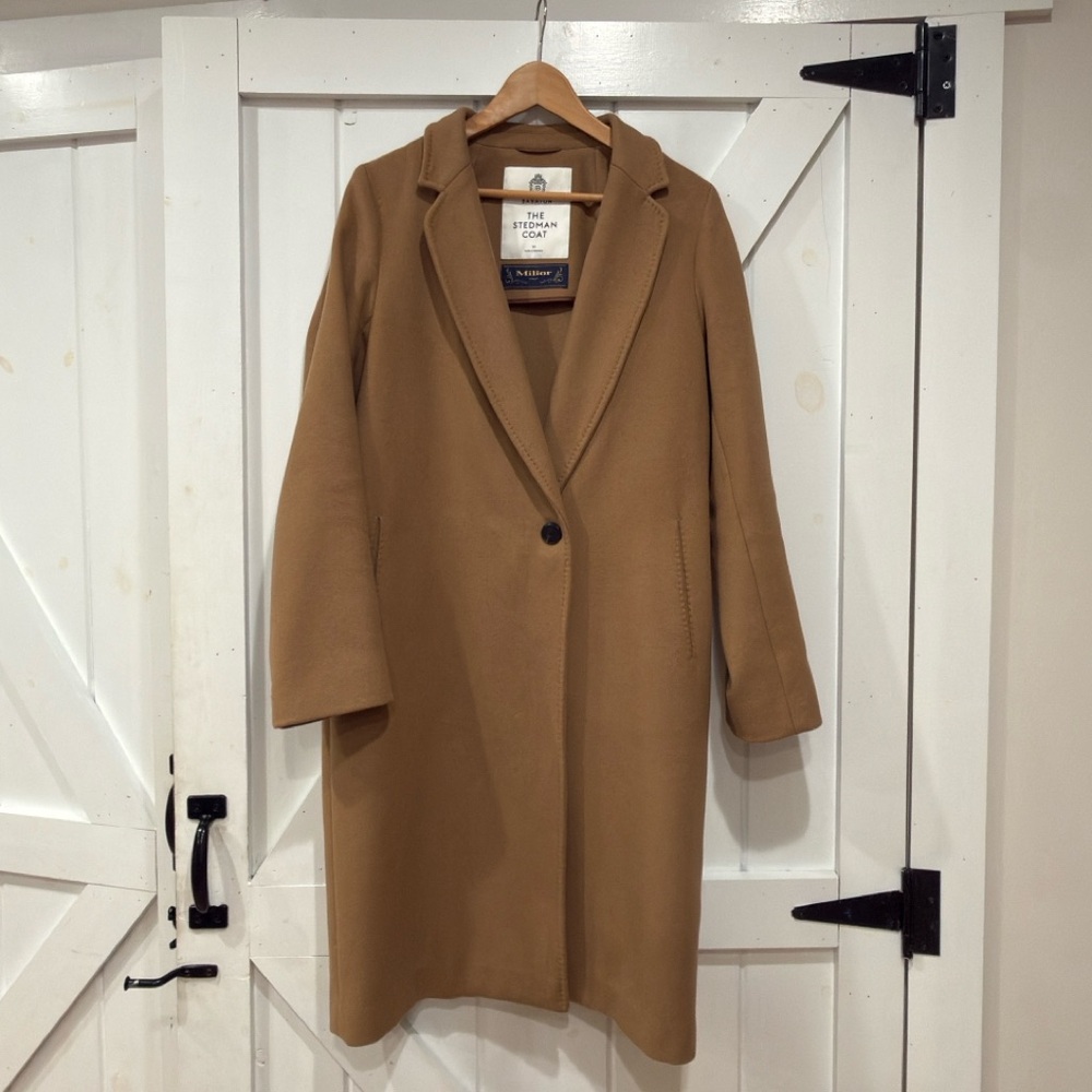 Aritzia Babaton Stedman Coat - Camel Size M